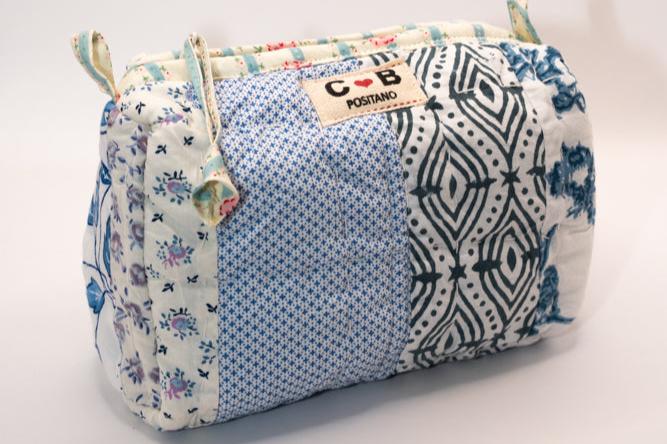 MakeUp Bag small blue pastel